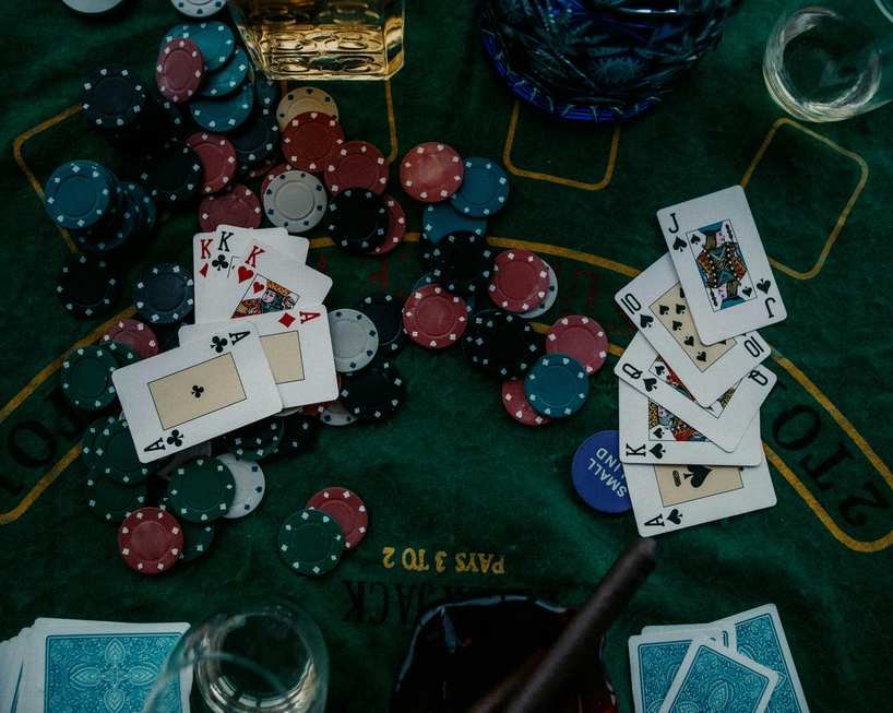 crystalrollcasinonl.com